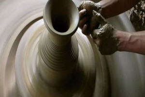 Tableware: on-glaze, in-glaze, and under-glaze.