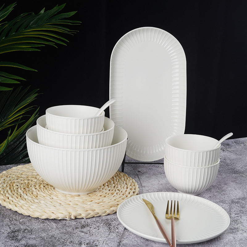 Minimalist Dinnerware Set: Solid Color Ceramic Bowls and Plates for Elegant Home Dining