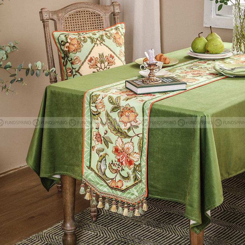 Santa Tia Table Runner Desk Cover Towel Decorative Velvet Table Cover